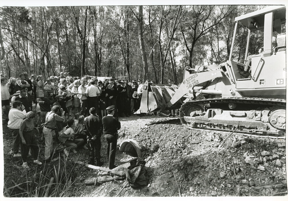 The press, photographers, police and protesters at the Look-At-Me-Now outfall protest, November 1991