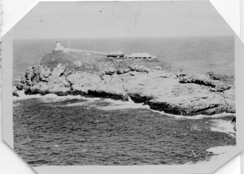 South Solitary Island coastline and lightkeepers' cottages, early 1950s