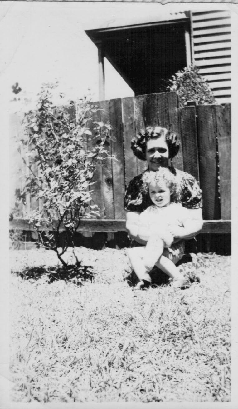 Alice Fowler with daughter Janet Fowler at Summer Hill, 1930s 