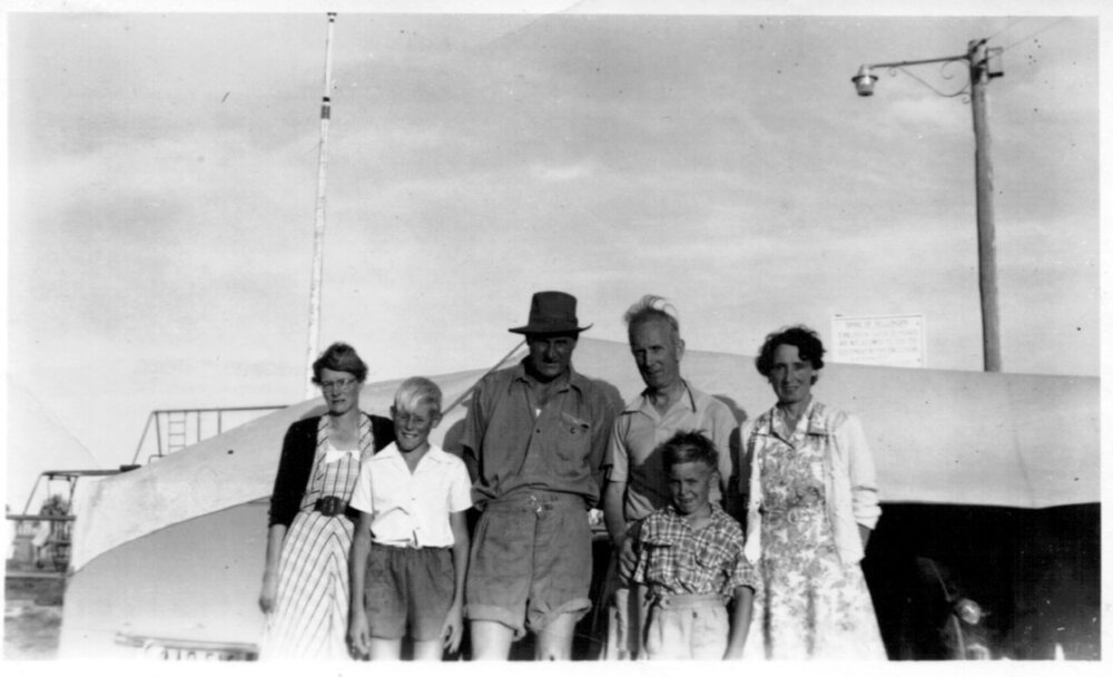 The Nicol and Dummett families at Urunga, 1950s 