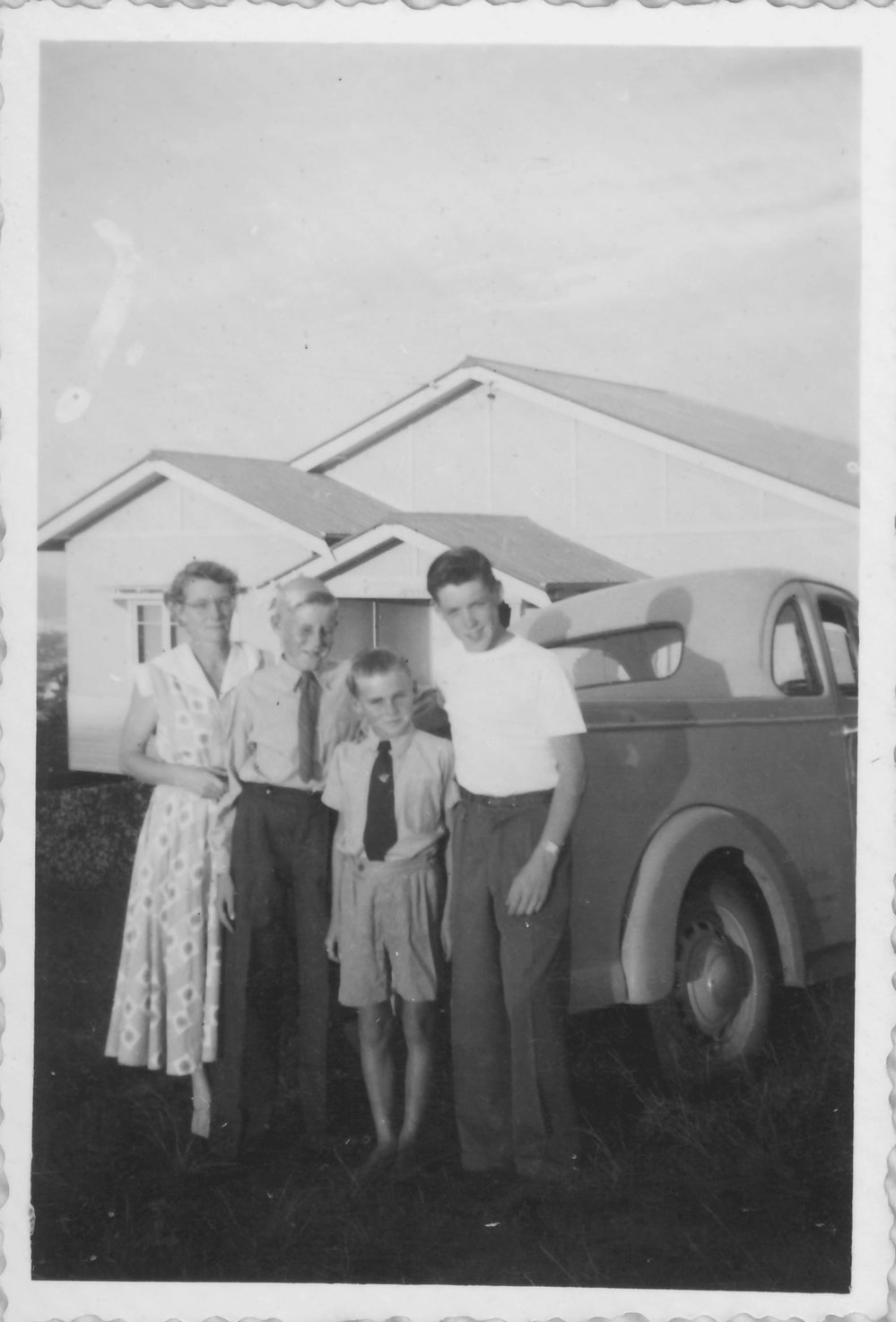 Betty, Rob and Hugh Nicol with Douglas Fowler at Solitary Street, 1950s 