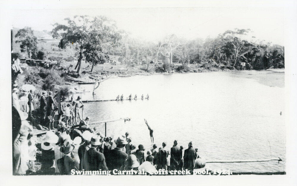 Swimming carnival in Saltwater Creek, 1924