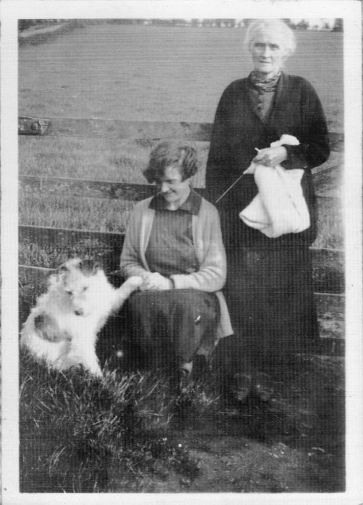Jess Nicol and her mother Barbara Nicol in Scotland, 1920s