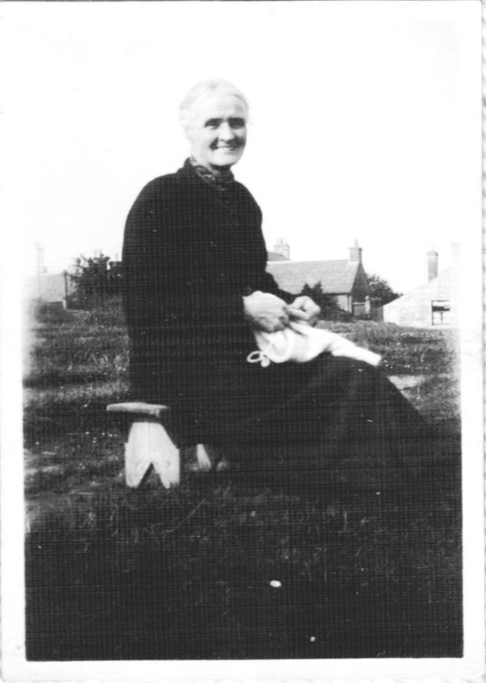 Barbara Nicol in Scotland, 1920s