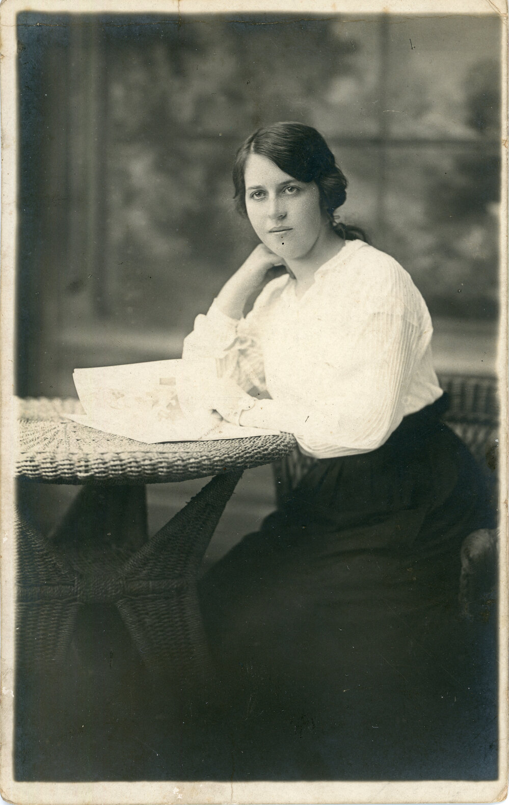 Portrait of Dorothy Frost, 1916