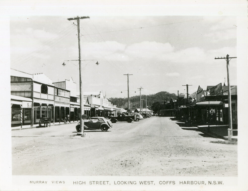 High Street looking west, c.1930s