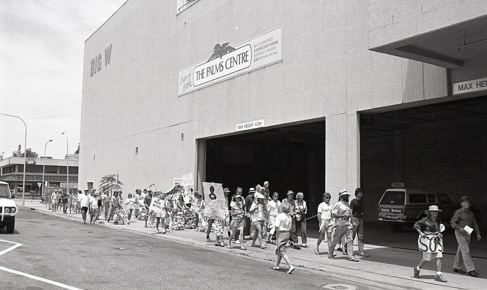 Protestors walk along Vernon Street, late 1991