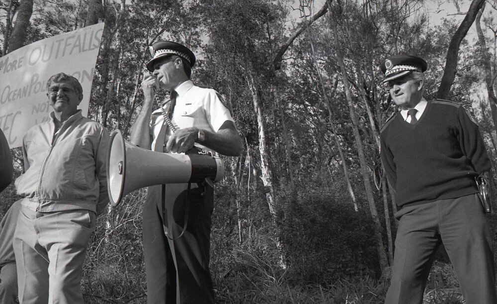 Police intervene in the ocean outfall protest, late 1991
