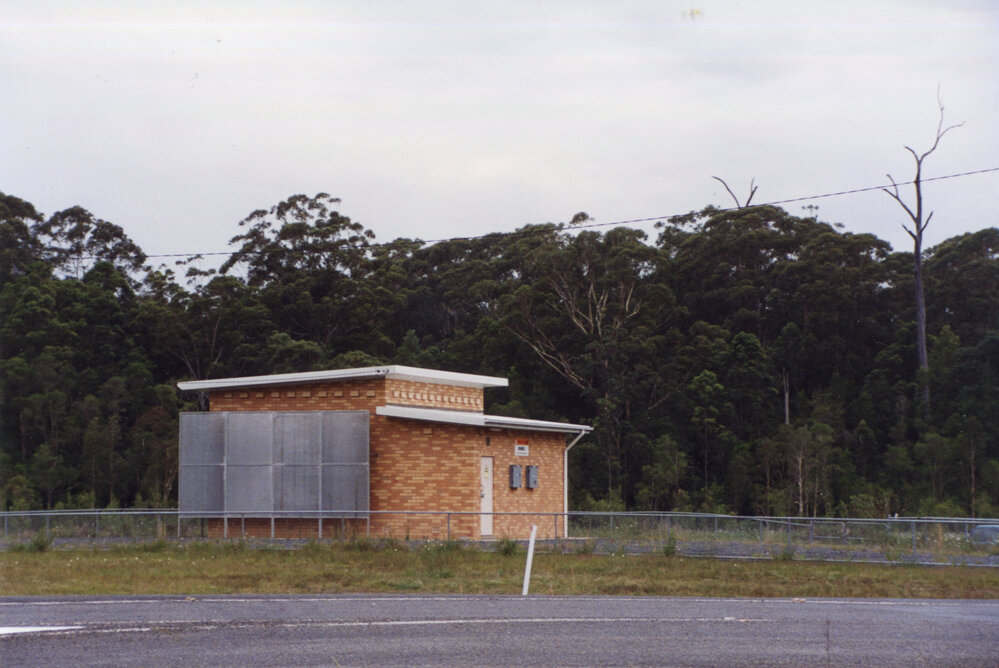 Telecom Australia optical fibre repeater on Bruce King Drive