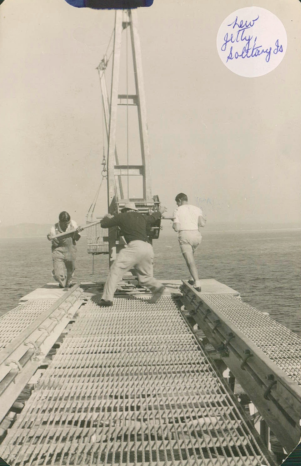 A new higher jetty for South Solitary Island, c.1946