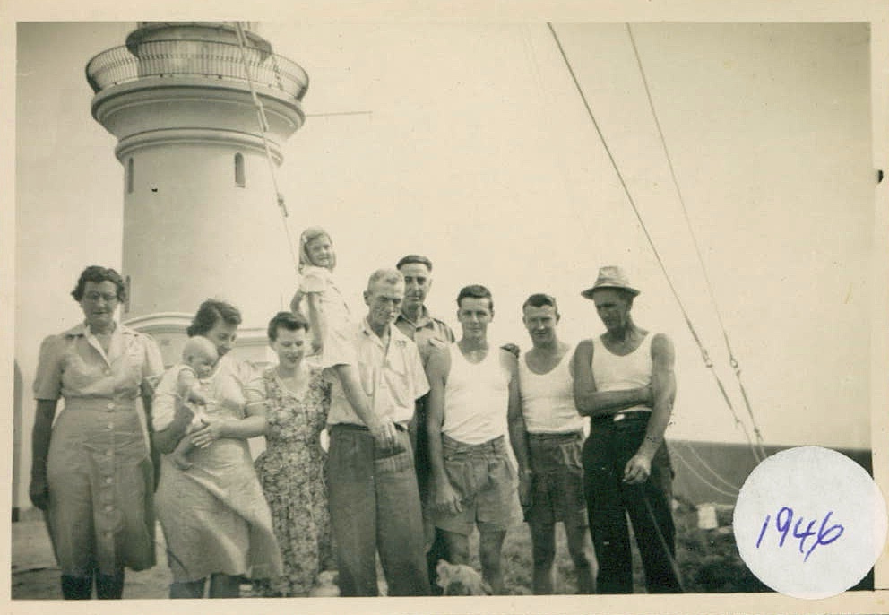 The Duncan and McKinnon families on South Solitary Island, 1946