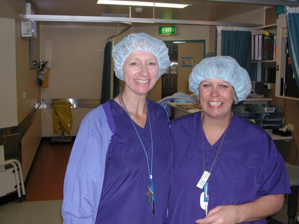 Theatre Nurse Gayle Denning and Sister Narelle Rhodes in Baringa Private Hospital Theatre, 2006