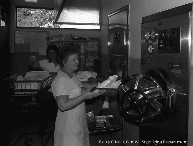 Betty O'Neill at the old Coffs Harbour Hospital, 1985