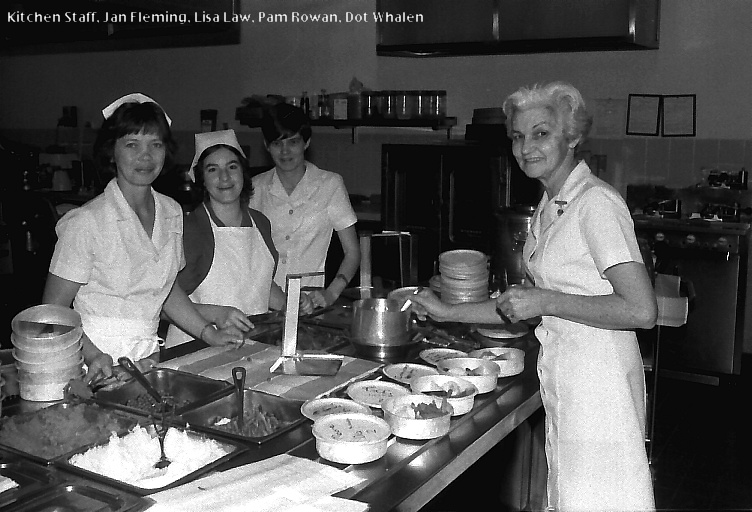 Kitchen staff at the old Coffs Harbour Hospital, 1985