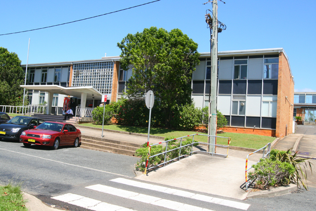 Courthouse and Police Station in Moonee Street, 2013