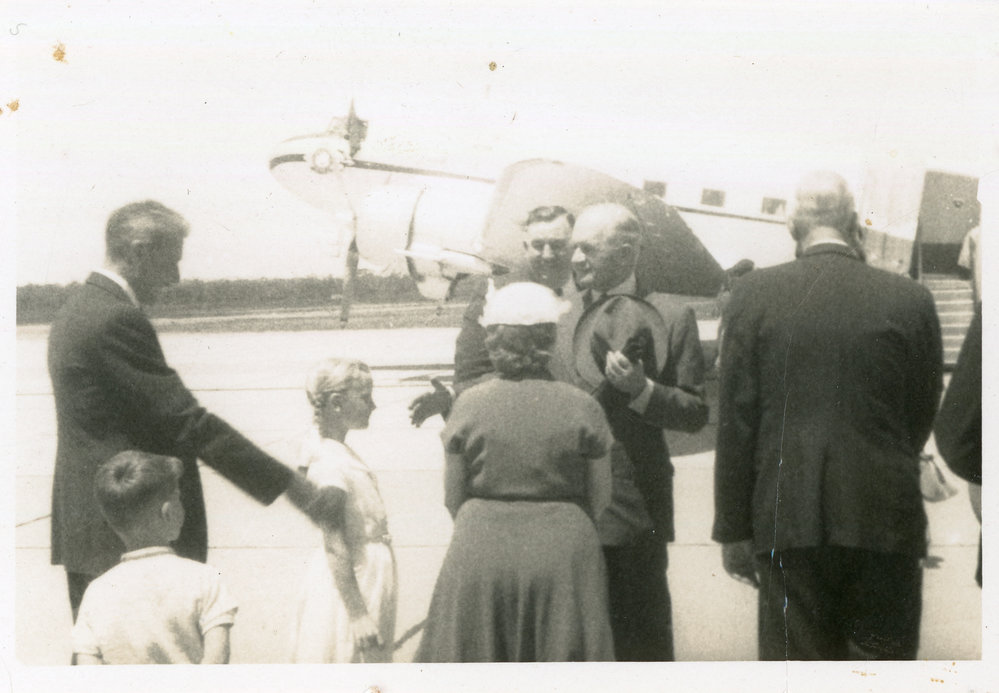 Sir William Slim visits Coffs Harbour, 6 November 1954