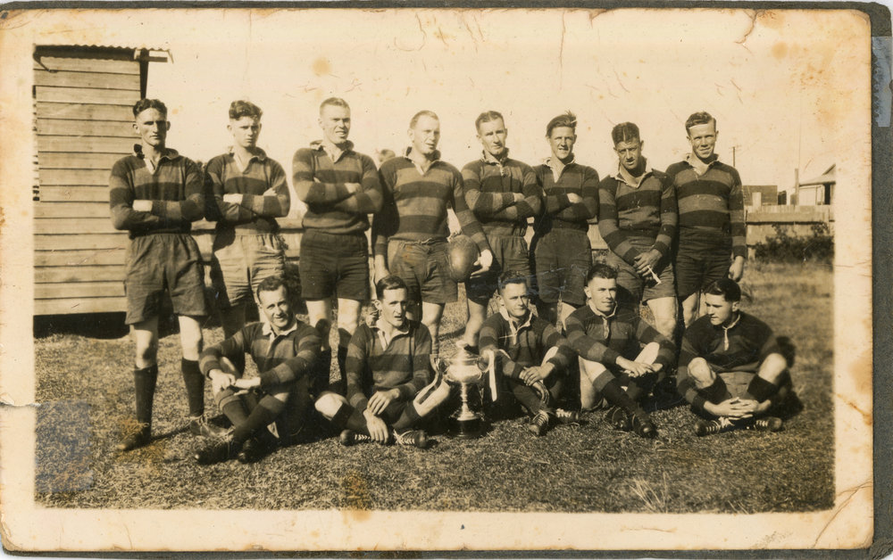 The Coffs Harbour Rugby League team with the Banana Growers Cup, c.1936