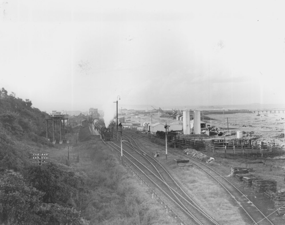A view of the Railway Station from the Camperdown Street overpass
