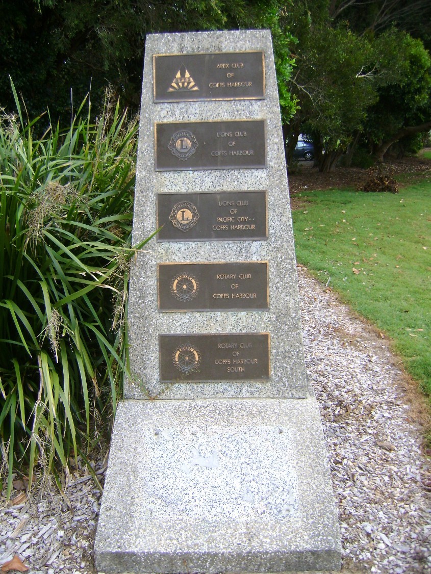 Commemorating civic Clubs at the Jetty, February 2012