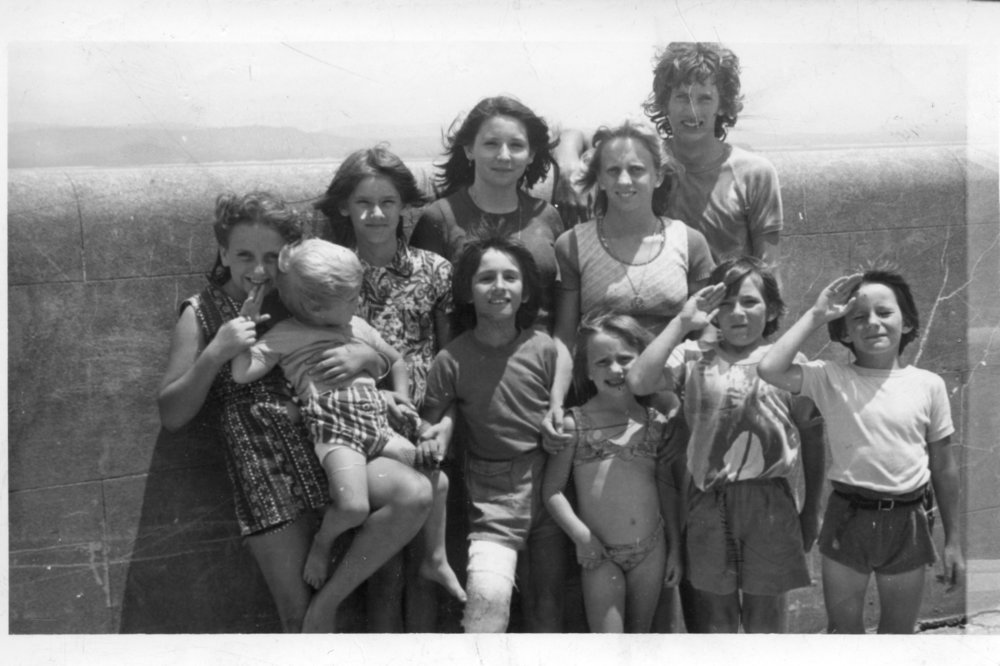 Lightkeepers' families on South Solitary Island, early 1970s