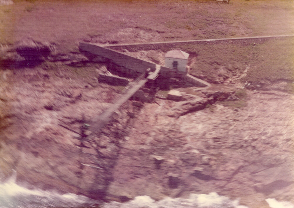 Helicopter view of the South Solitary Island's gantry, mid 1970s