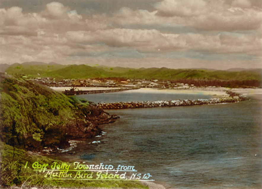 Coffs Jetty township from Muttonbird Island