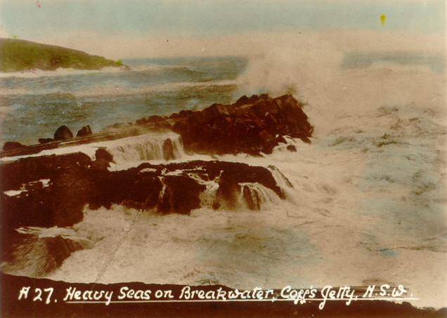Southern breakwall with heavy seas