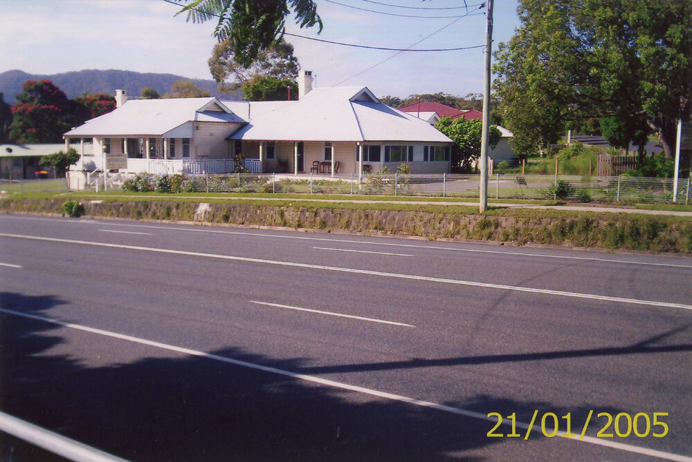 Antiques business in the old Courthouse building, 21 January 2005