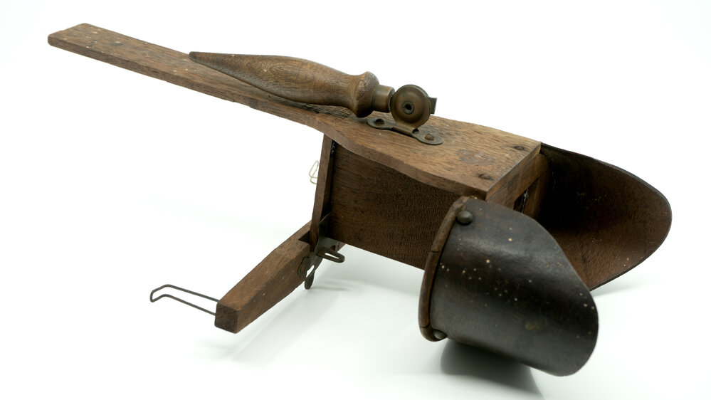 Stereoscope, c. 1900