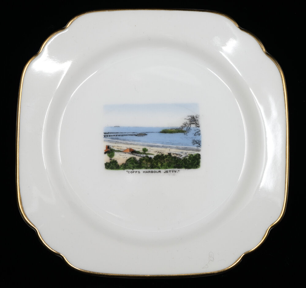 Souvenir Decorative Plate
