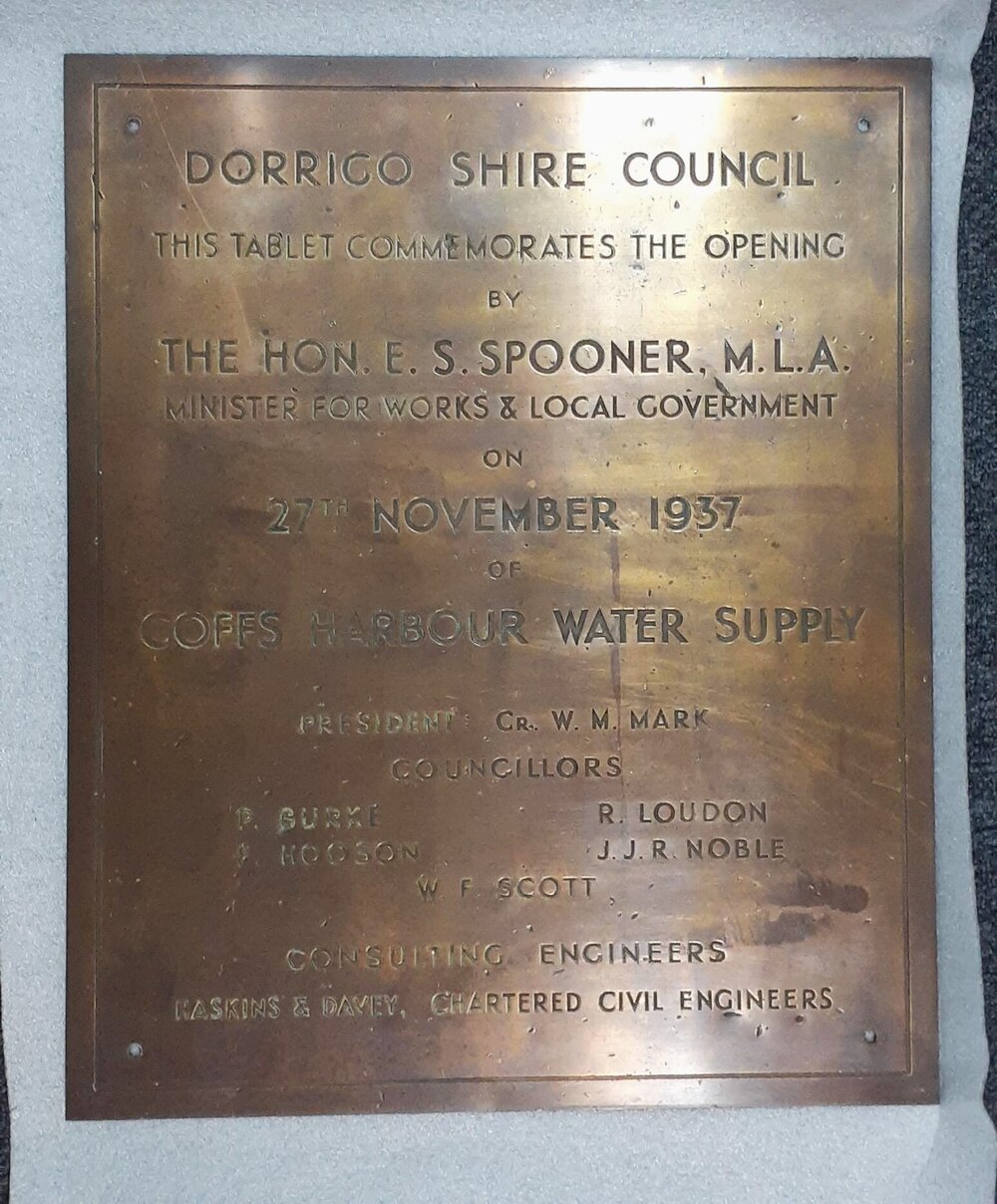 Bronze Plaque 