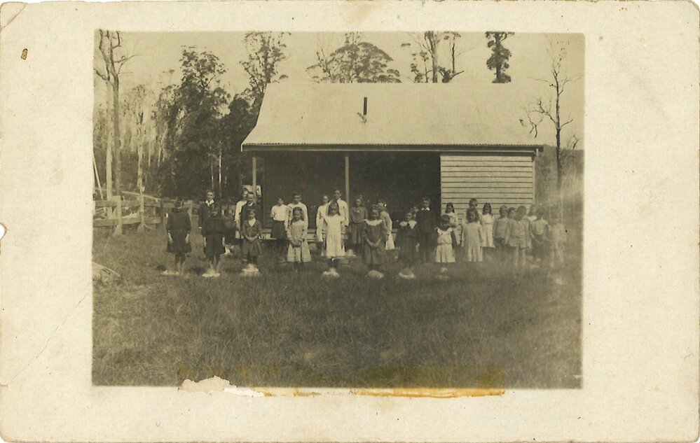 Picture postcard of students in front of Dunvegan School, Upper Orara