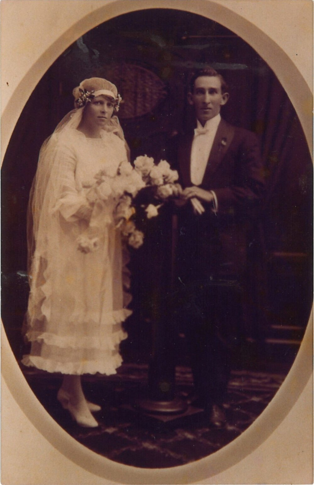 Wedding portrait of Ethel Manson and Finlay Kerr, 1921