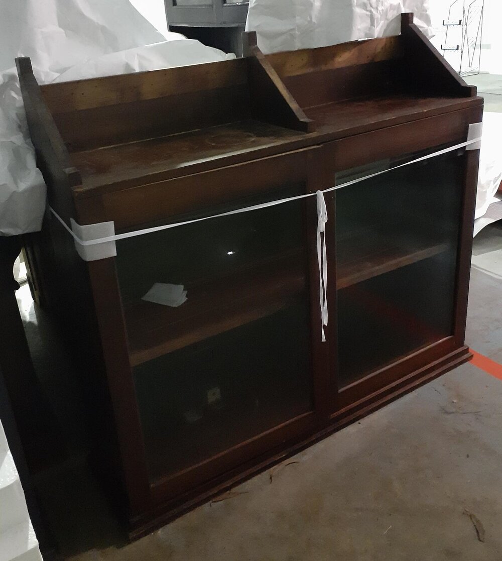 Hanging Cabinet