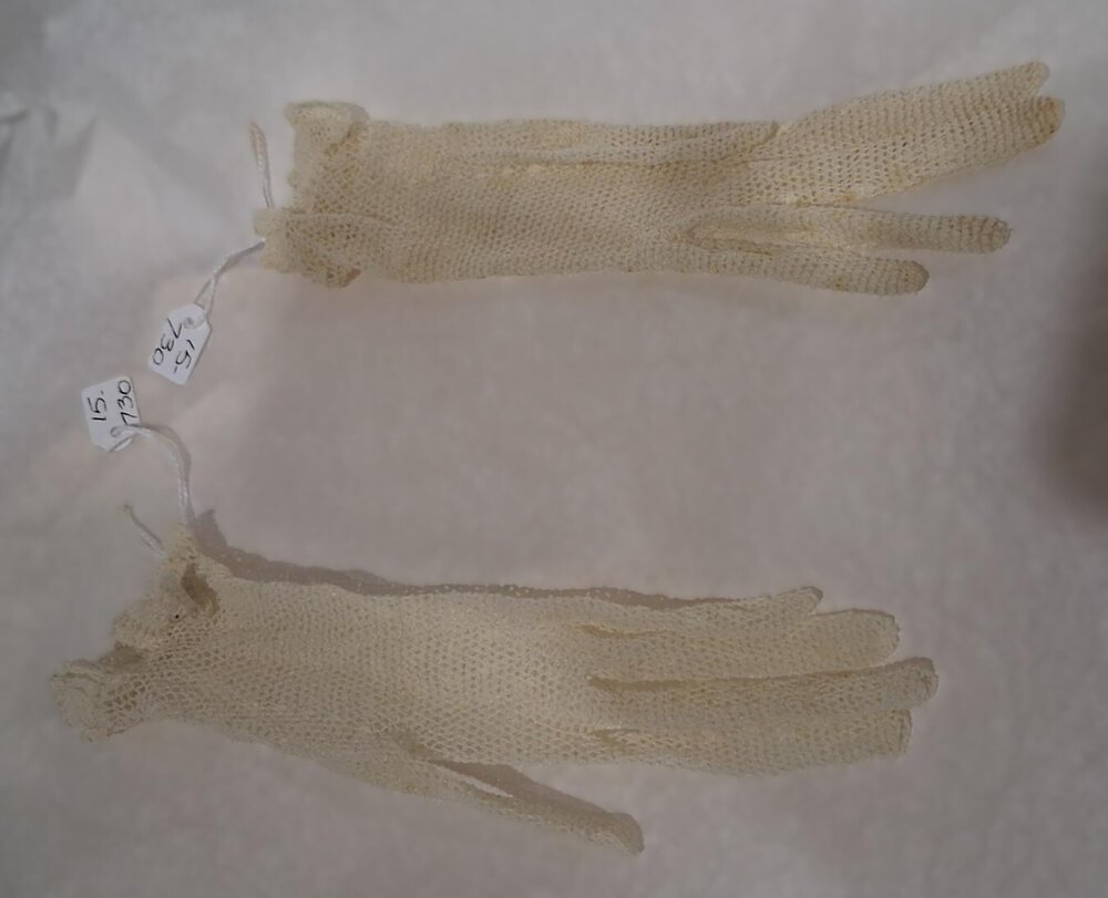 Wedding gloves, 1955