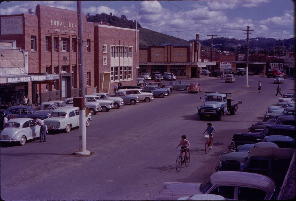 View looking down West High St towards Moonee St