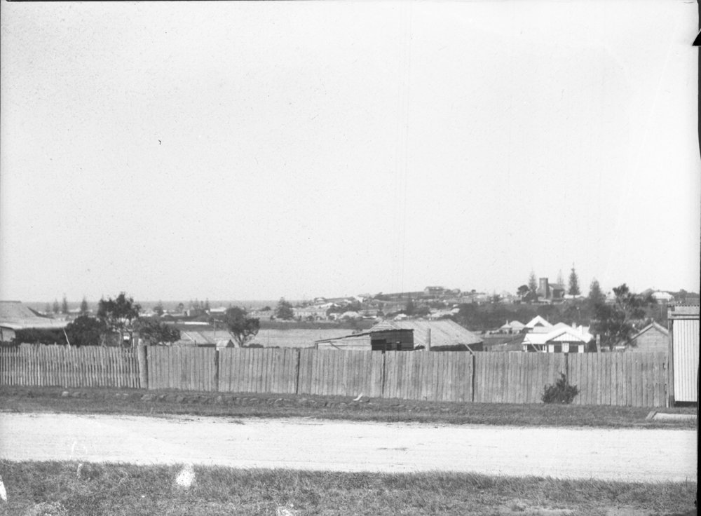 Residential view towards St Thomas' Anglican Church, c.1925