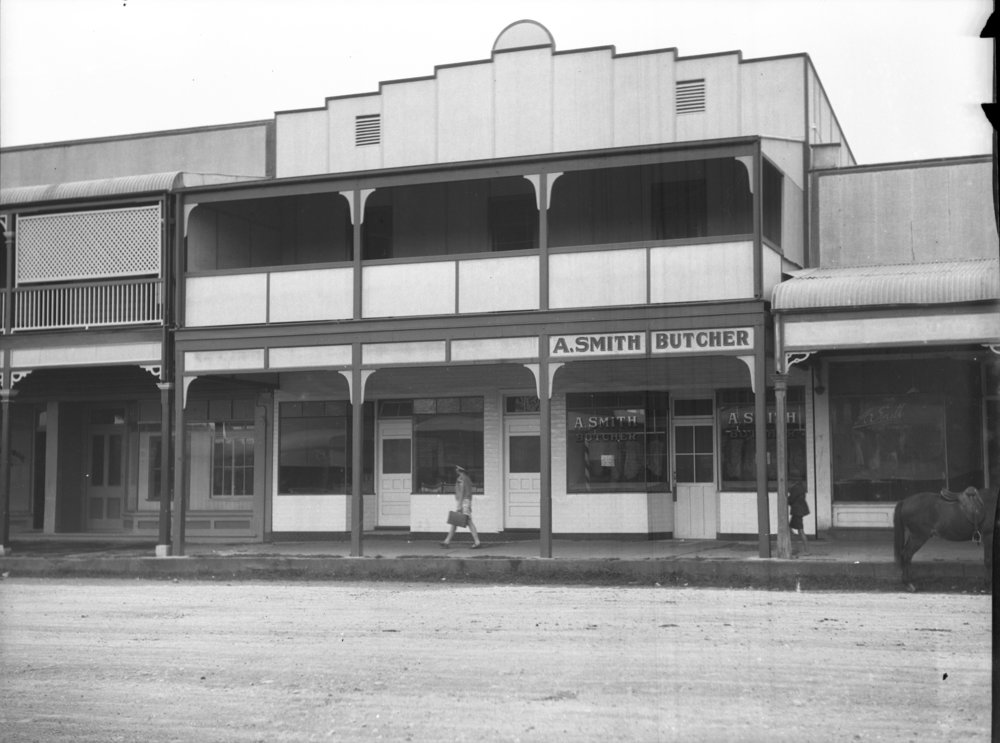 Archie Smith's butchery on High Street, c.1925