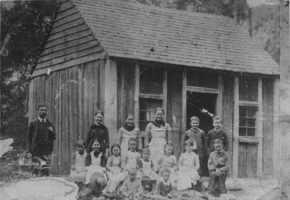 Pupils and teacher at Karangi Public School, late 1880s