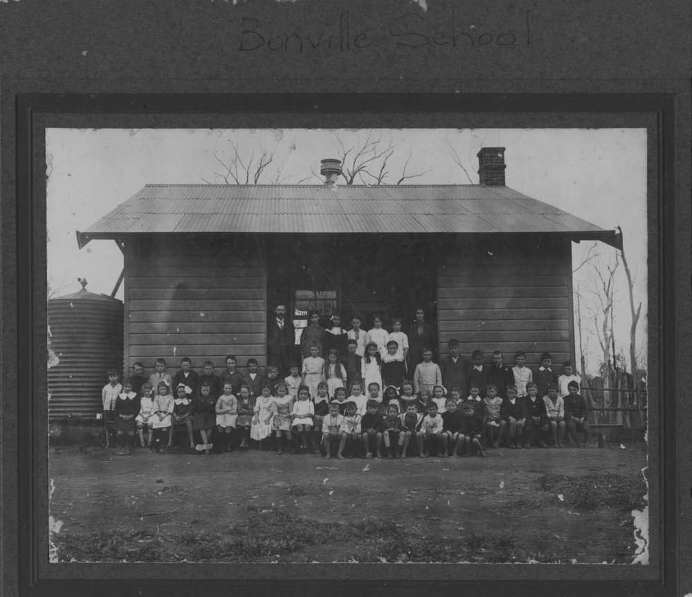 John McIntyre and pupils at Bonville Public School, c. 1912