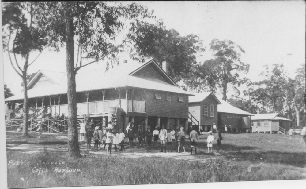 Coffs Harbour Public school on Salamander Street, 1921 