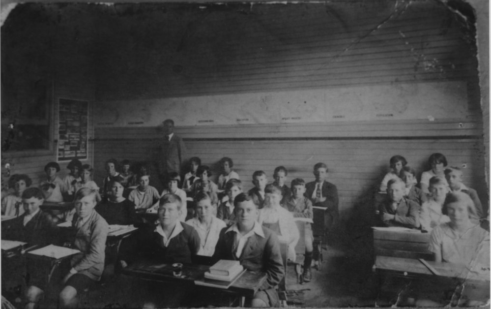 A Coffs Harbour Public School classroom, 1930s
