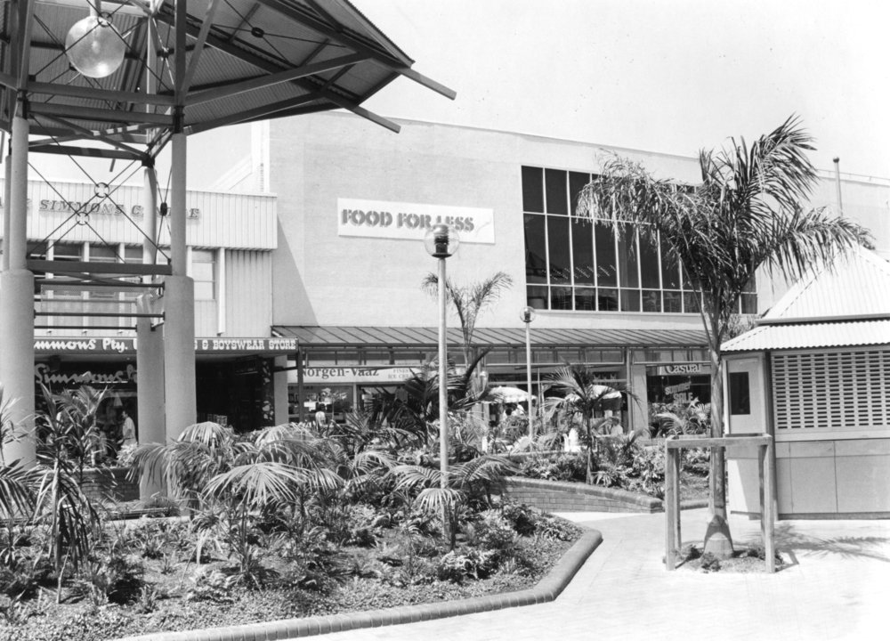 Garden at the Palms Centre shopping mall, c. 1987