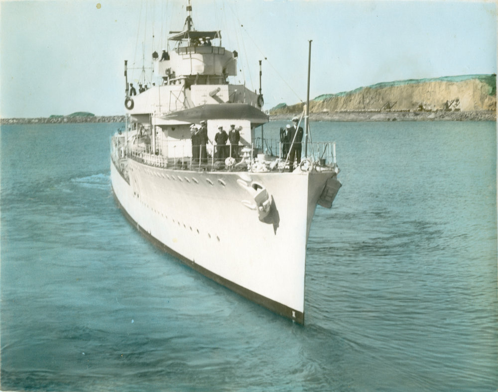 HMAS Voyager in Coffs Harbour, 8 August 1938 