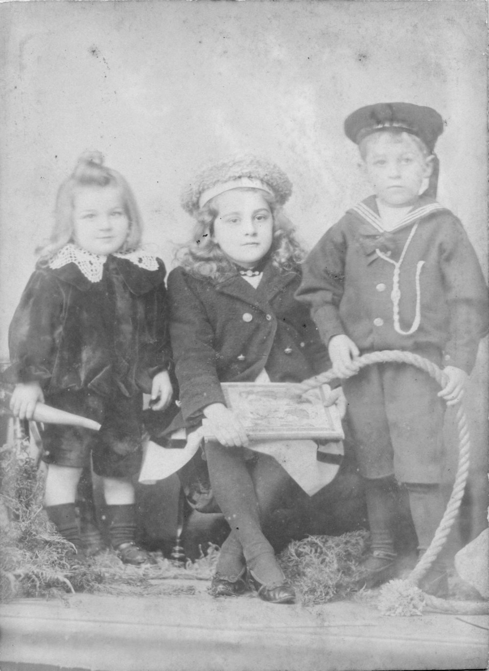 Portrait of John Hewey with Lillian Ruth and Rupert Clarence, c. 1894