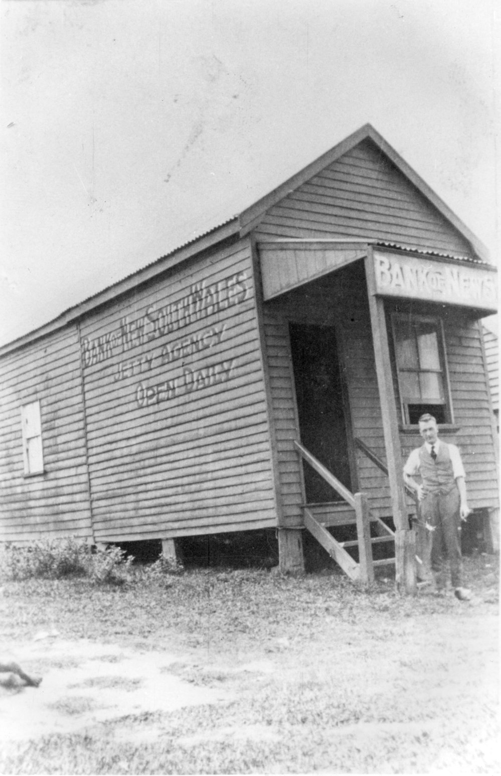 Jetty agency of the Bank of New South Wales, c.1920