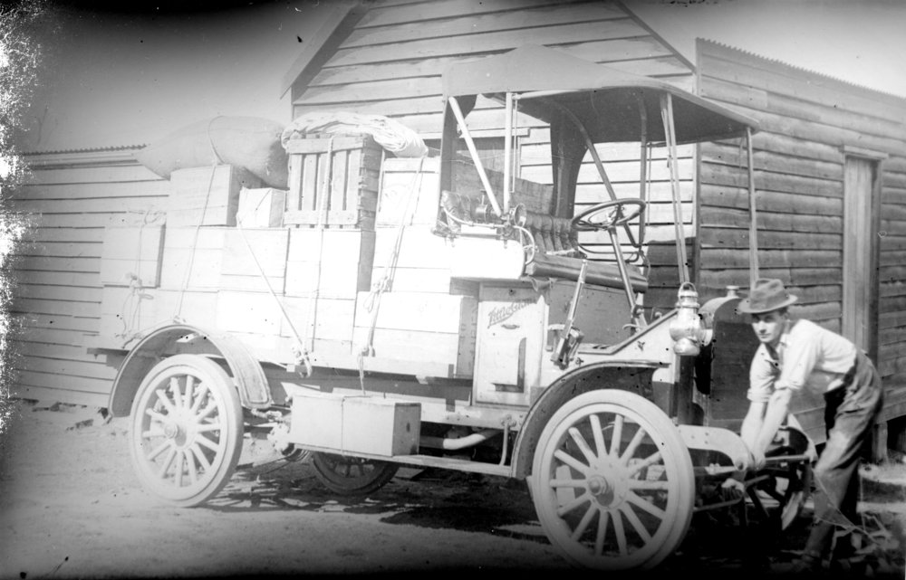 A chain-driven commercial wagon, c.1915
