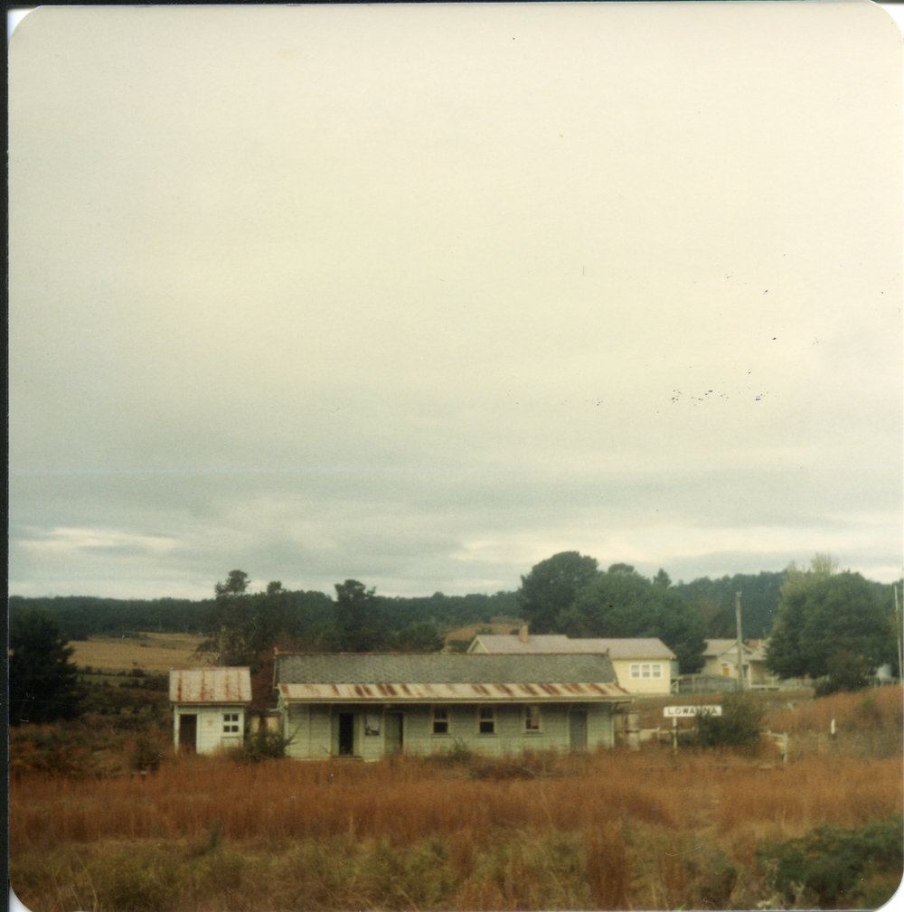 Lowanna Railway Station, 1985