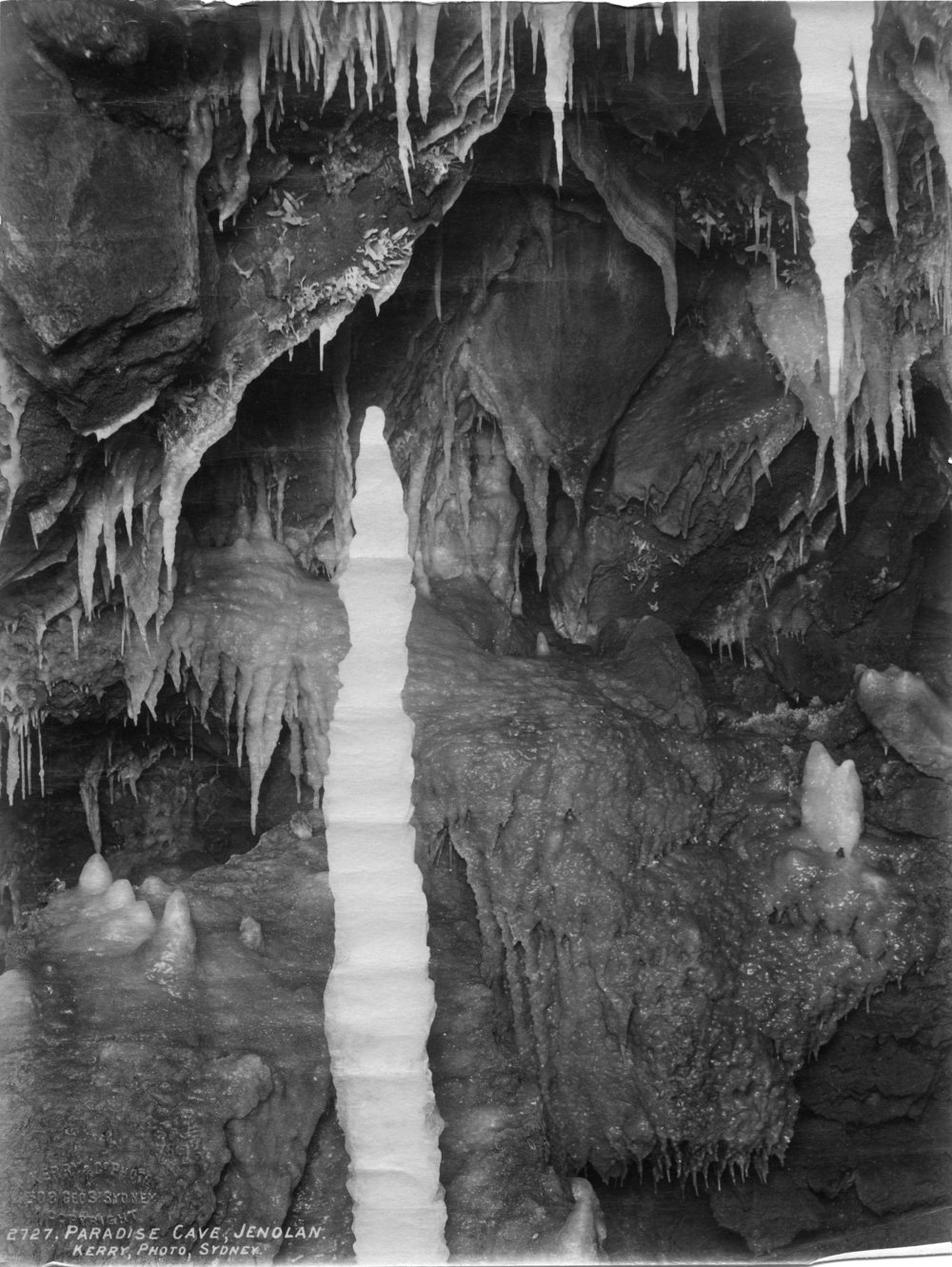 The Paradise Cave at the Jenolan Caves, c. 1900 