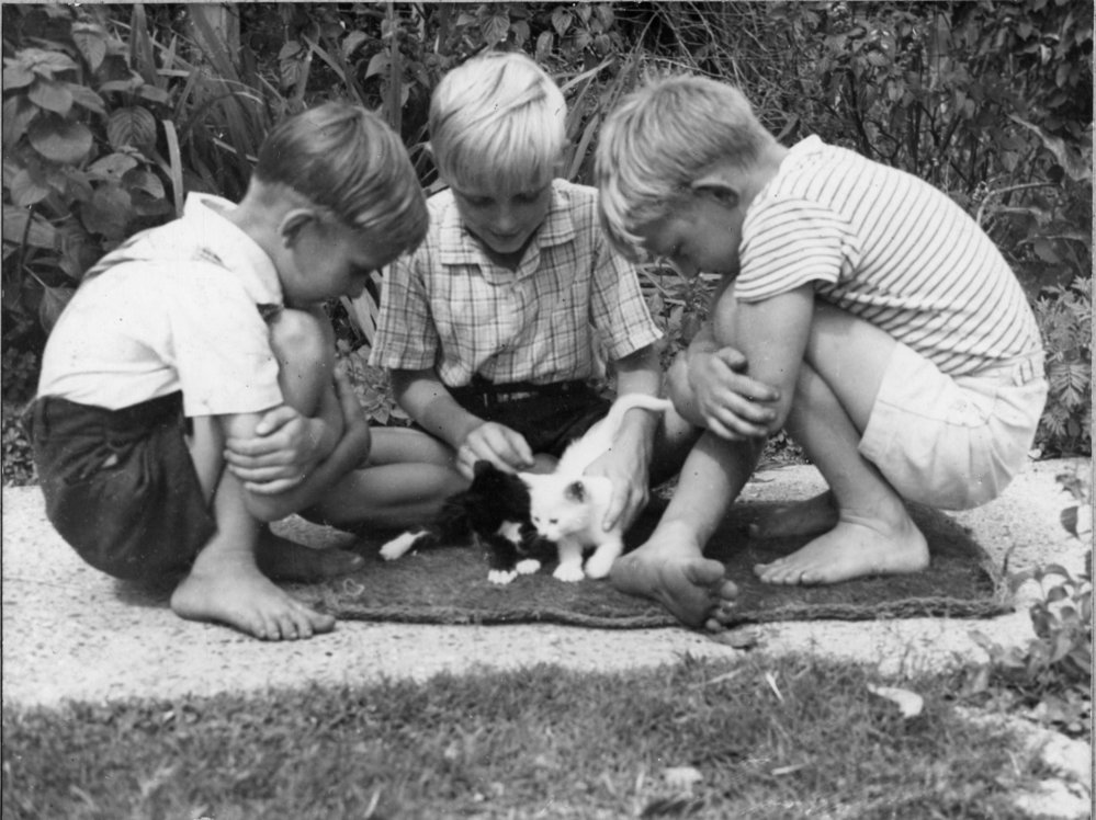 Kevin and Lenny Loder with Ian Hamey, c.1950